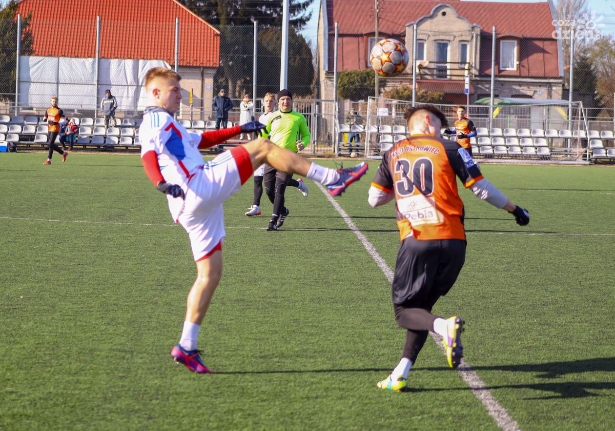 Falstart piłkarzy KSZO 1929 
