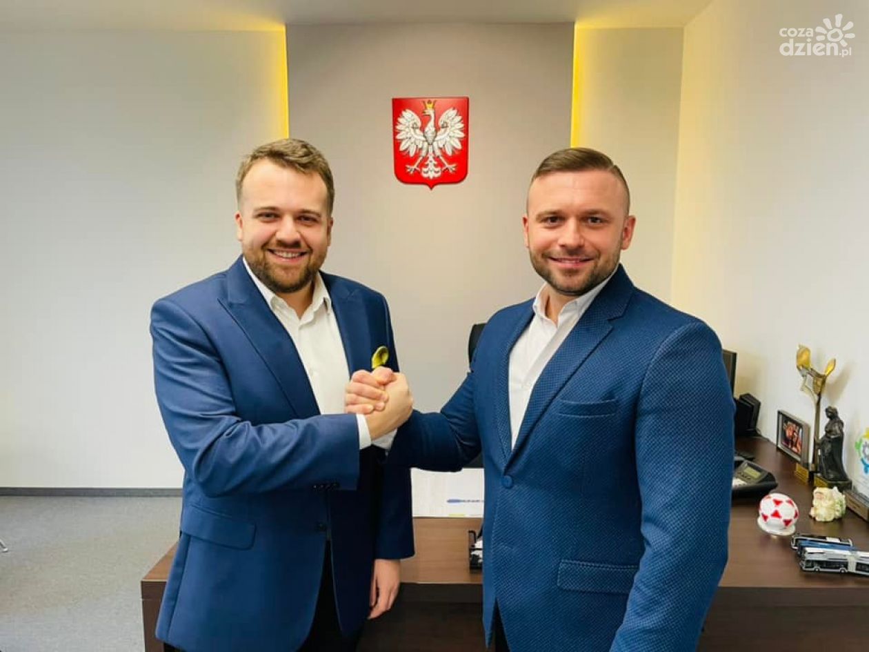 Prezydent Materek powiększą swoją drużynę o kolejnego radnego spoza Starachowic