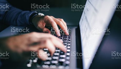 Pierwsze przejawy  cyberwojny