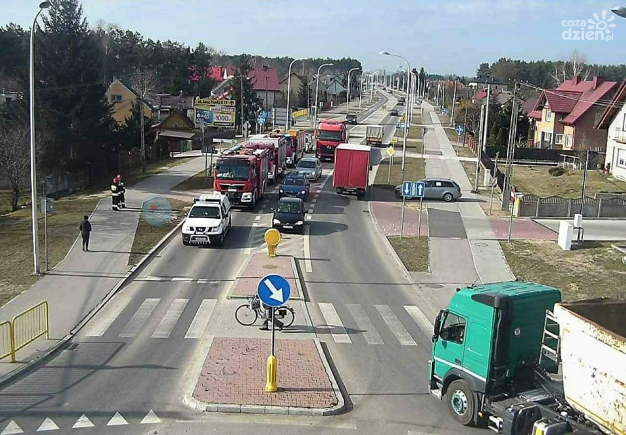 Uszkodzone gazowe przyłącze przy ulicy Bałtowskiej