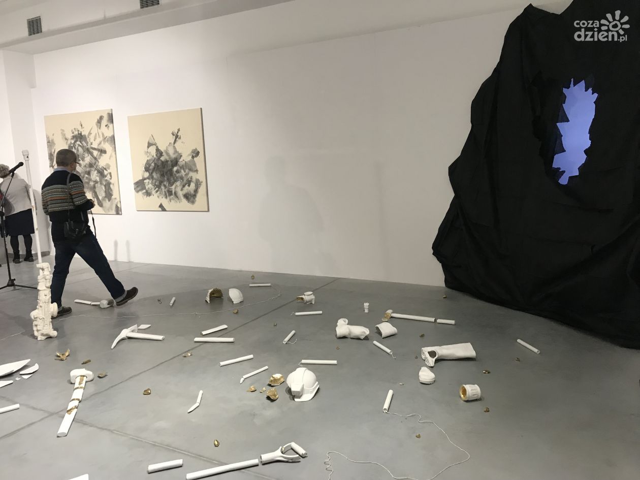 Sztuka komentująca rzeczywistość