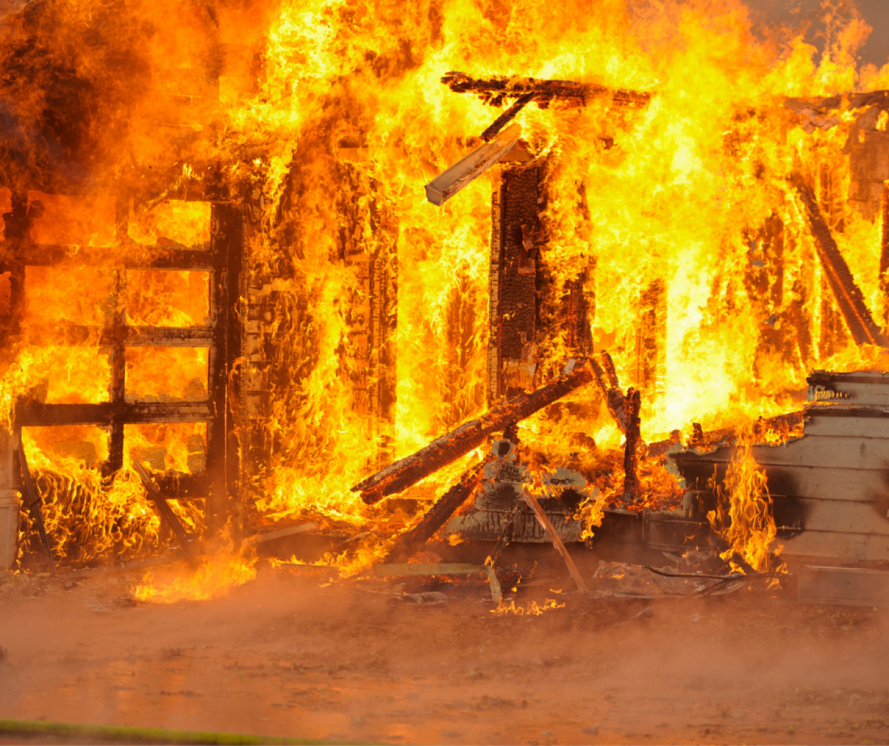 Ogień odebrał dach nad głową rodzinie z Mydłowa