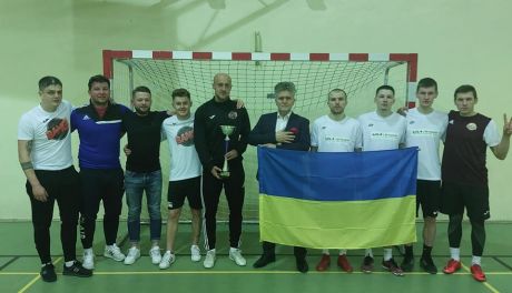 W Kielcach piłkarskie trójki Solidarni z Ukrainą
