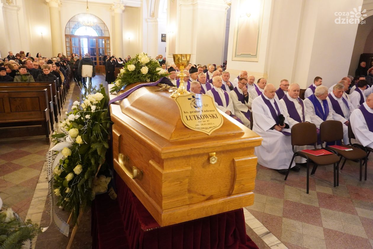 Uroczystości pogrzebowe ks. Tadeusza Lutkowskiego 