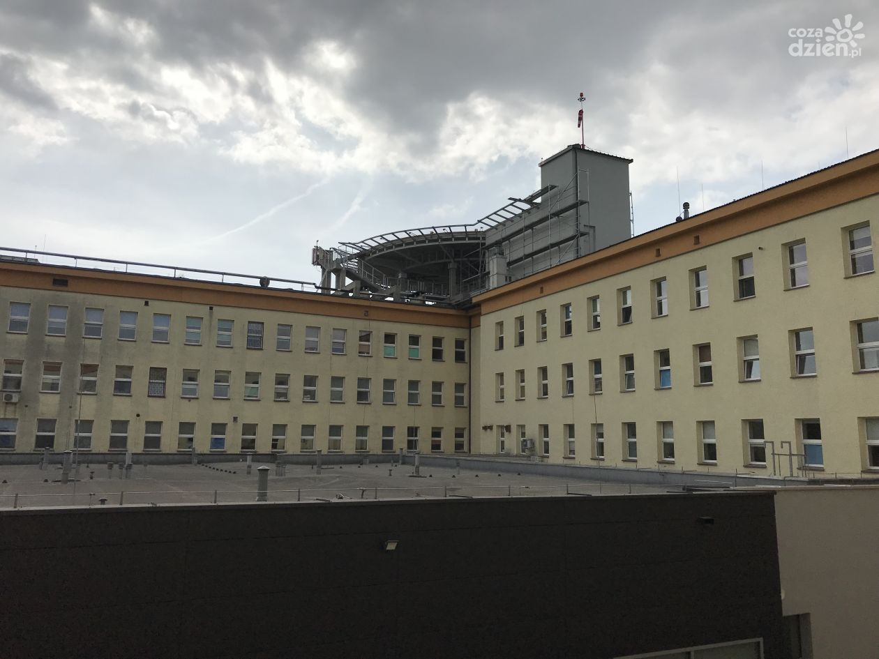 Lądowisko na dachu szpitala w Ostrowcu już wkrótce będzie gotowe  