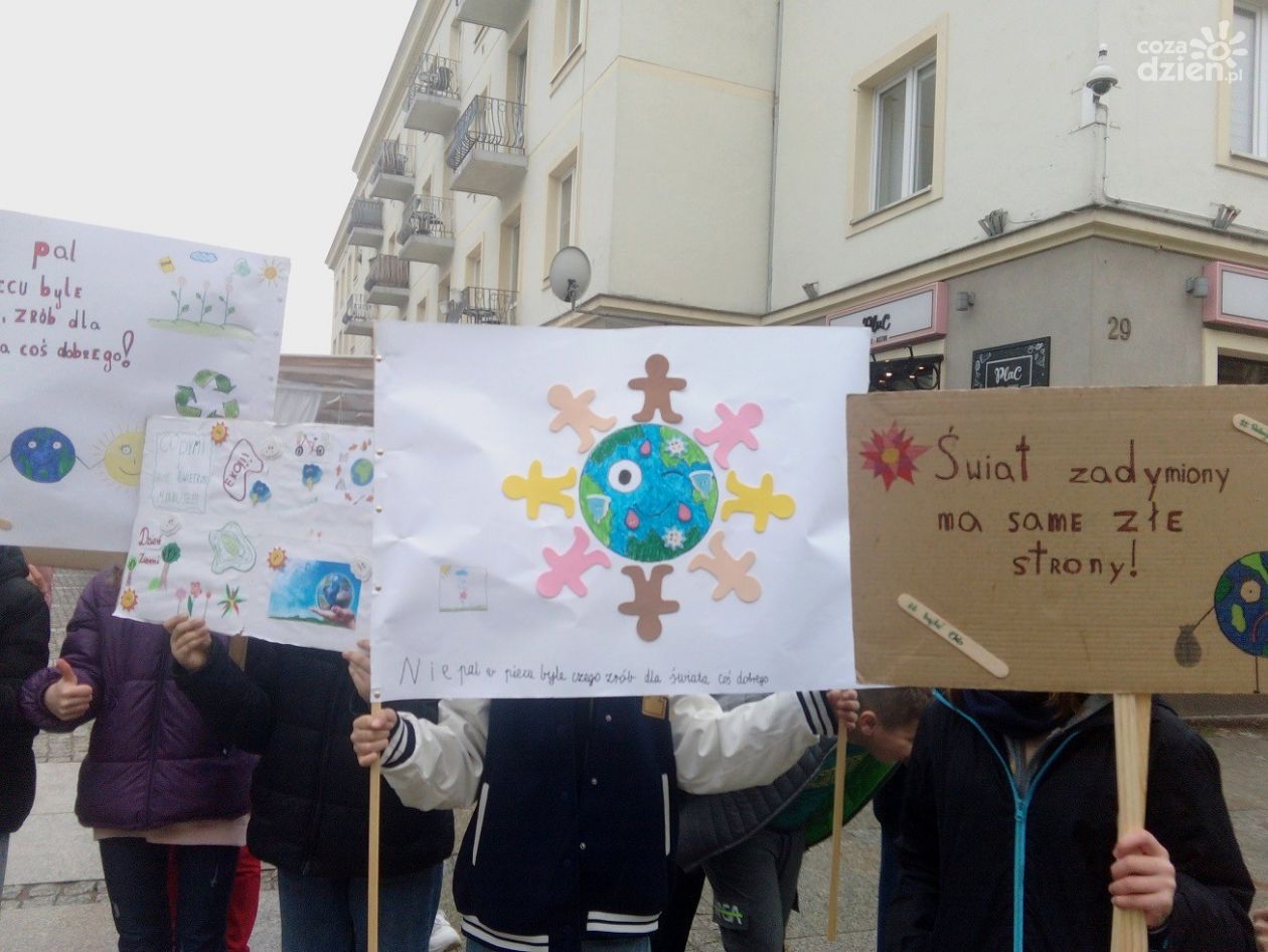 W Kielcach dzieciaki świętują Dzień Ziemi