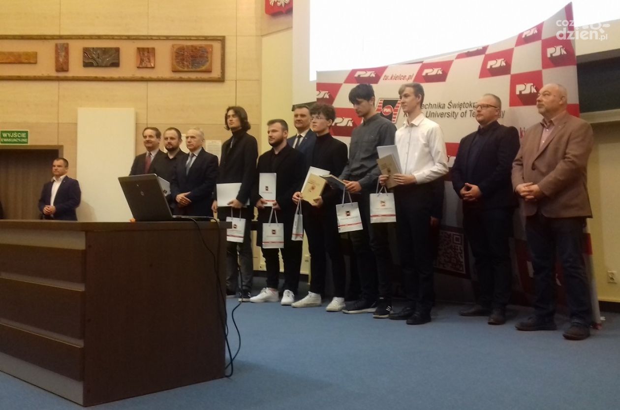 Walczyli o wymarzone studia w konkursie naukowym „O Platynowy Indeks Politechniki Świętokrzyskiej”