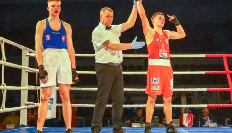 Świętokrzyskie kontra Lubelskie  - W Ostrowcu odbył się mecz bokserski Ligi Juniorów