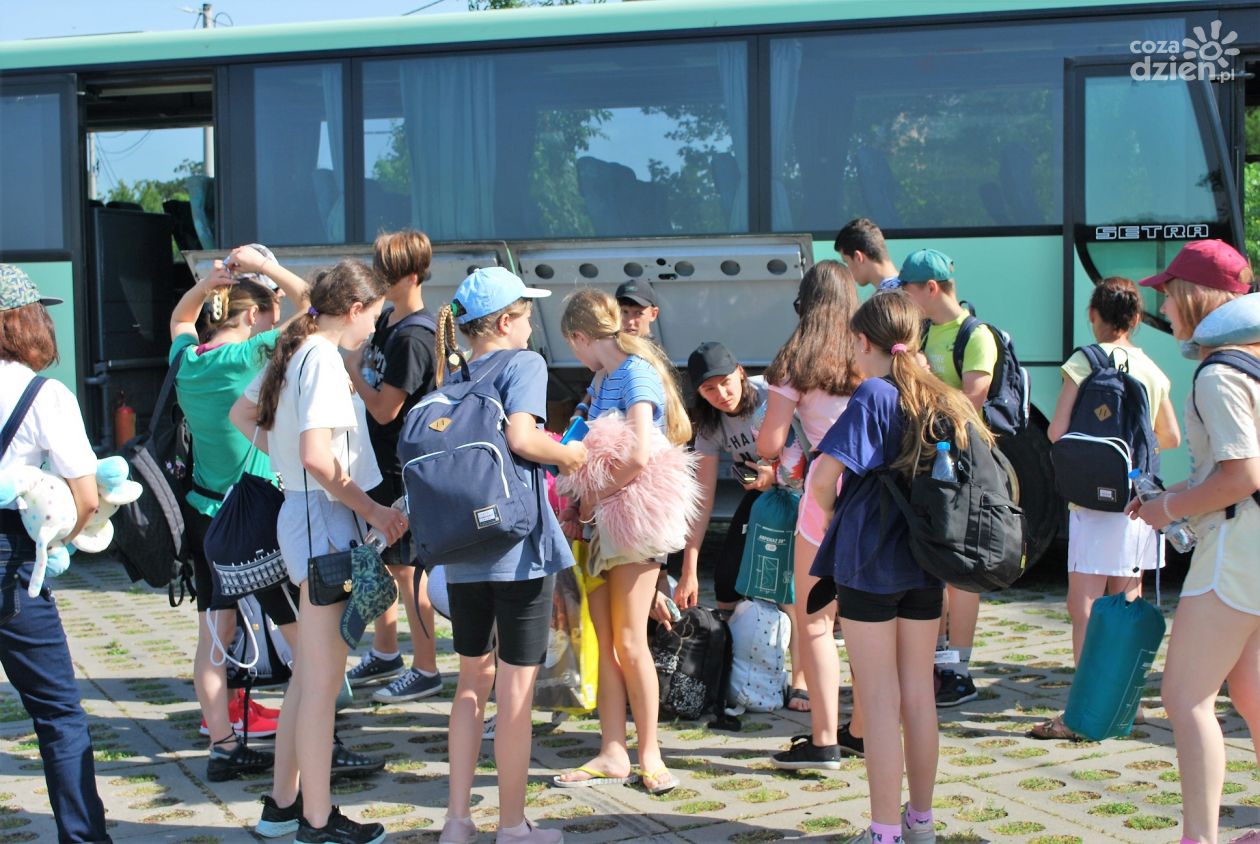 Dzieci z Mariupola zwiedzają Polskę