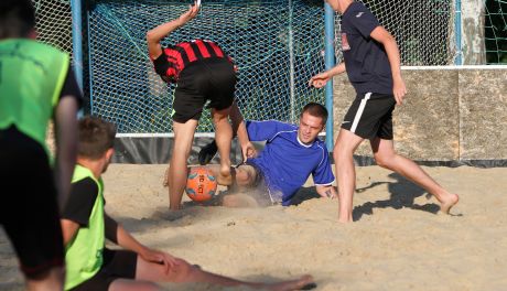 W Kielcach startuje sezon plażowych trójek piłkarskich