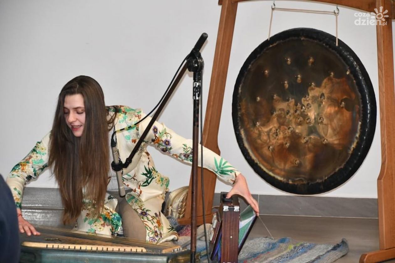 Relaks przy dźwiękach gongu. W niedzielę wyjątkowe warsztaty w kieleckim Muzeum Zabawek i Zabawy