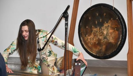 Relaks przy dźwiękach gongu. W niedzielę wyjątkowe warsztaty w kieleckim Muzeum Zabawek i Zabawy