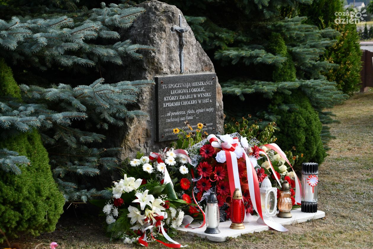 Msza święta na Cmentarzu Cholerycznym w Lechowie