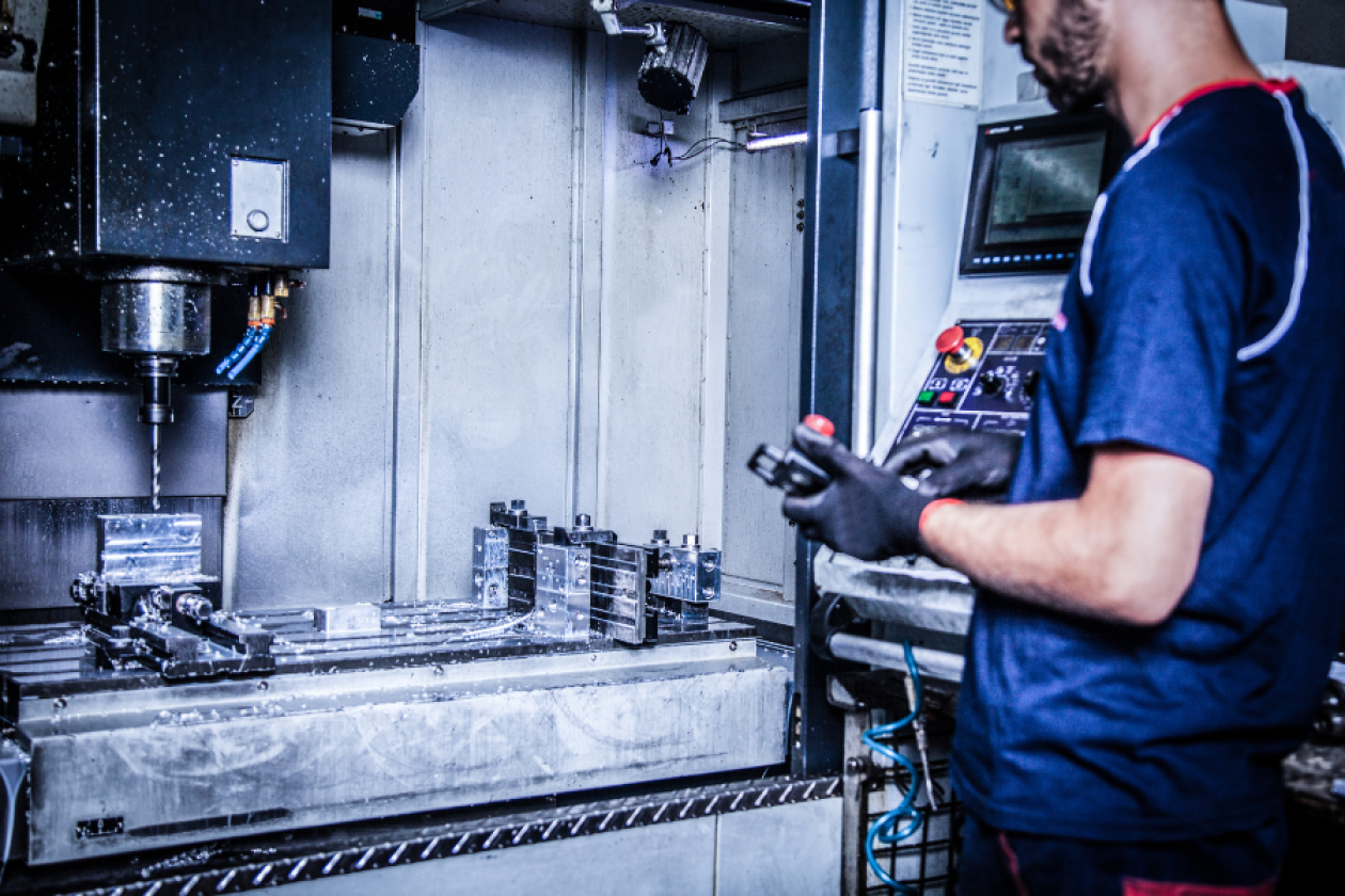 Narzędzia do obróbki skrawaniem - jakie wyróżniamy? Czym się od siebie różnią?