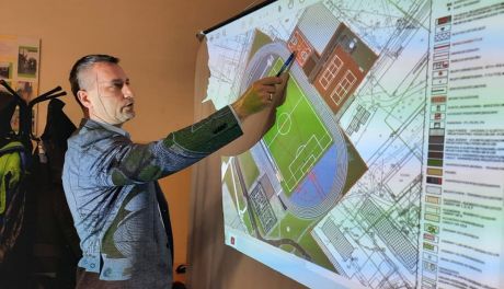 Budowa stadionu lekkoatletycznego w Ostrowcu uzależniona od rządowych decyzji