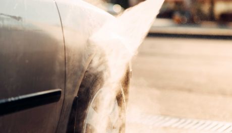 Myjki wysokociśnieniowe – dlaczego i gdzie przydają się takie urządzenia?