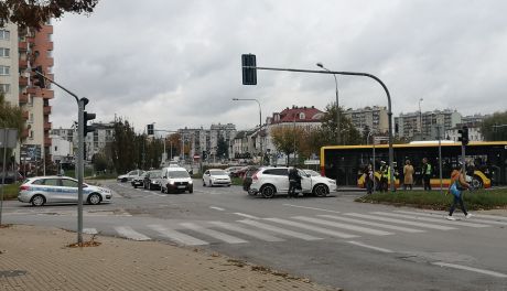 Zderzenie aut na skrzyżowaniu Grunwaldzka-Jagiellońska w Kielcach