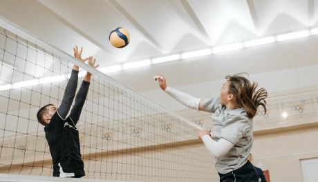 Strażacy, policjanci i urzędnicy zmierzą się w Powiatowym Turnieju Piłki Siatkowej