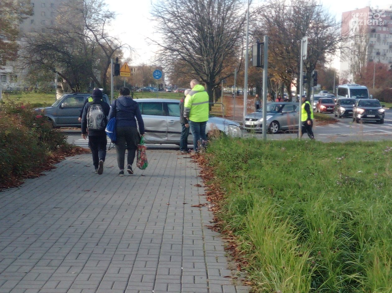 Kielce: Nastolatka ranna w wypadku samochodowym
