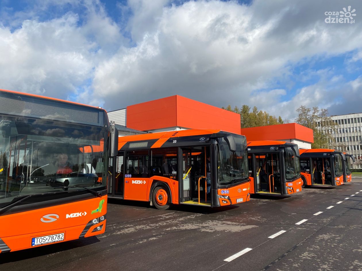 Nowe autobusy na ulicach Ostrowca