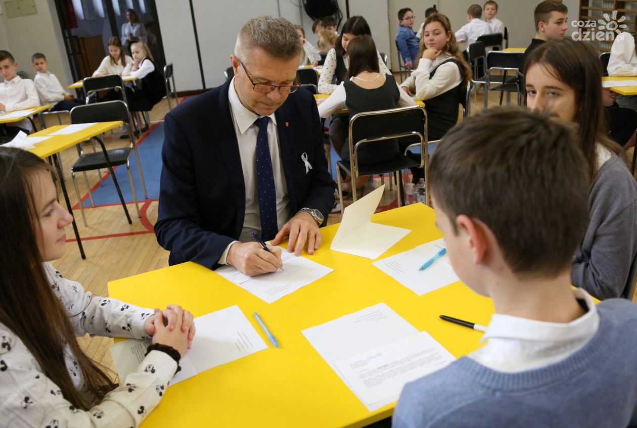 Młodzi kielczanie pisali listy w obronie niewinnie skazanych