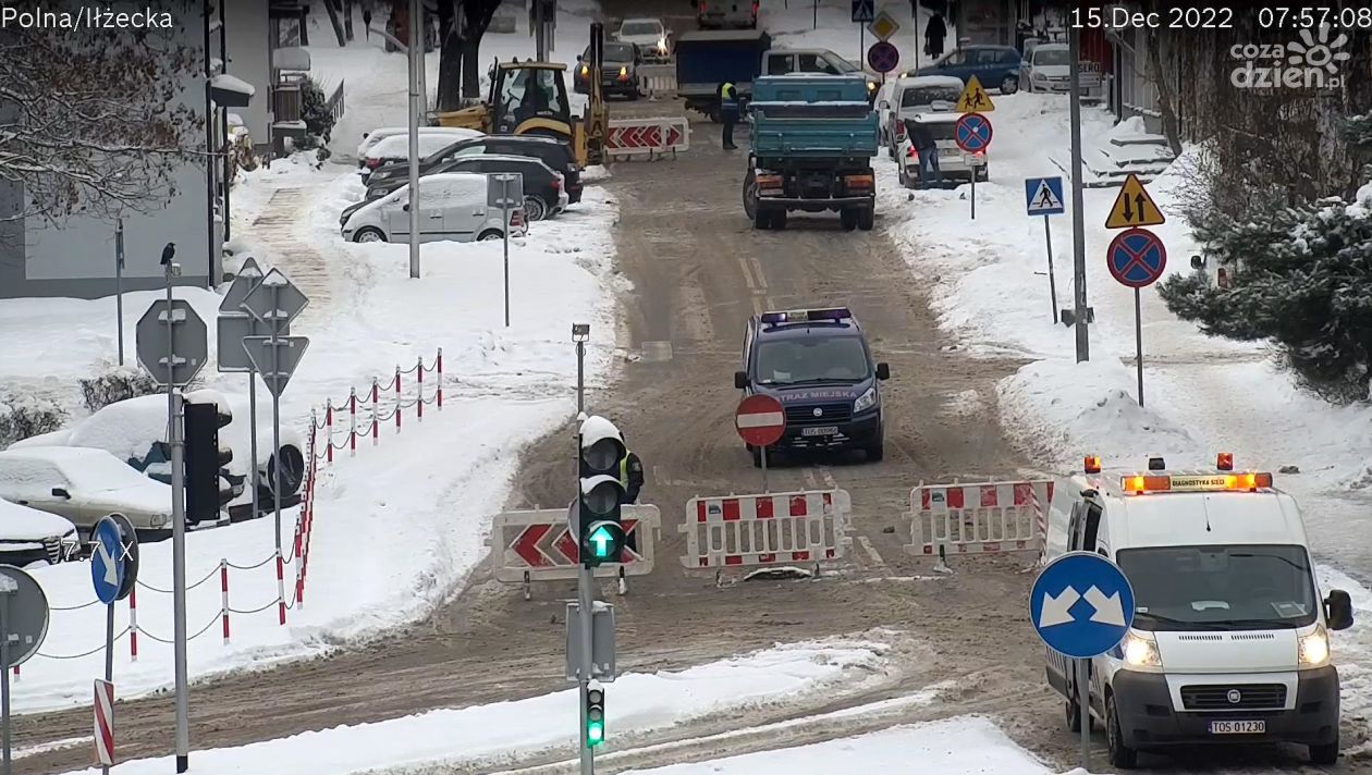 Awaria wodociągowa w centrum Ostrowca

 