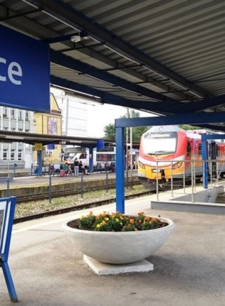 Awaria pociągu w Kielcach, 300 podróżnych potrzebowało pomocy
