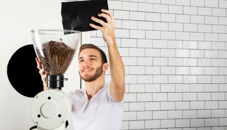 Ekspresy do kawy – najpopularniejsze usterki i jak je naprawić?