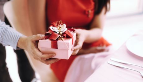 Co kupić dziewczynie na Walentynki? 5 sprawdzonych pomysłów!