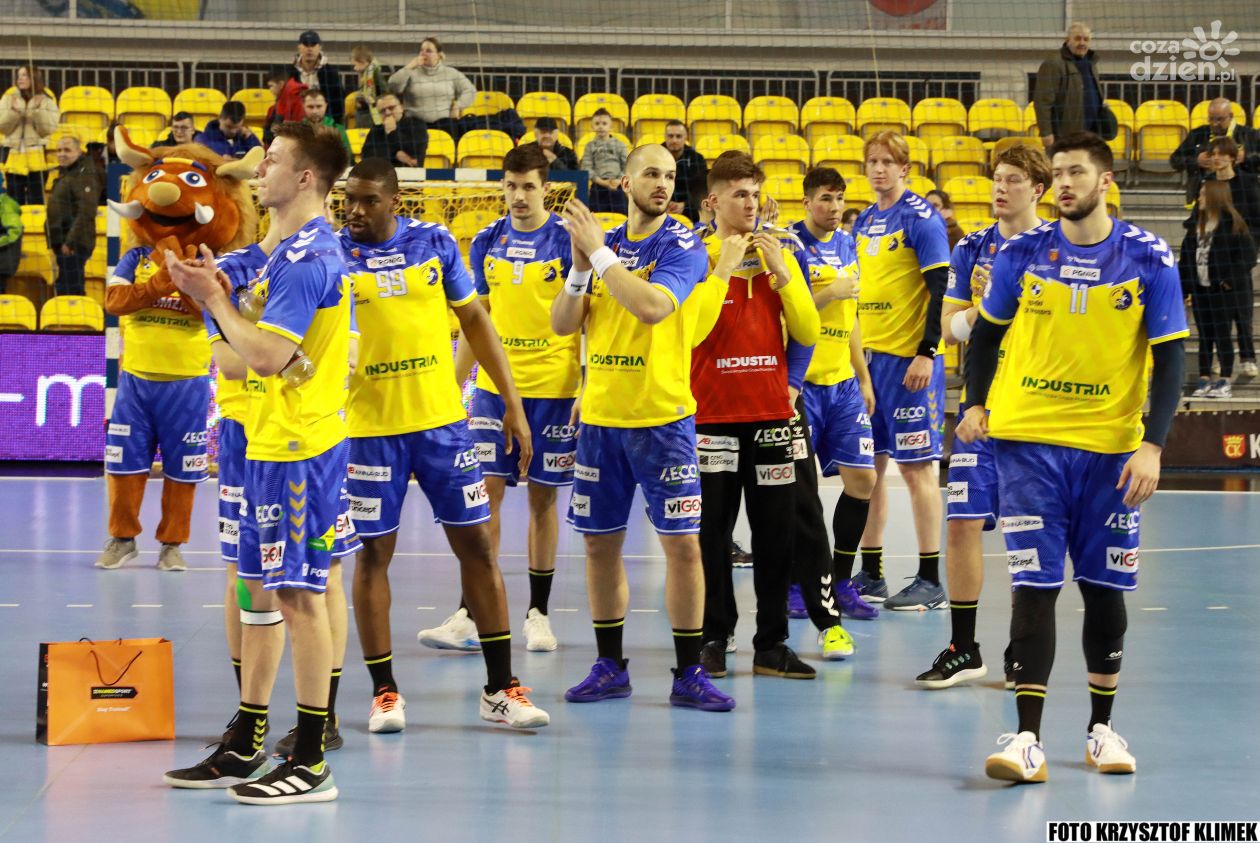 Industria między Ligą Mistrzów