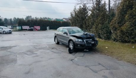 Wypadek w Bławatkowie. Kierujący został zabrany do szpitala