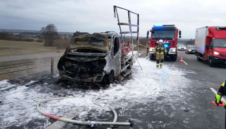 Pożar samochodu dostawczego na S7