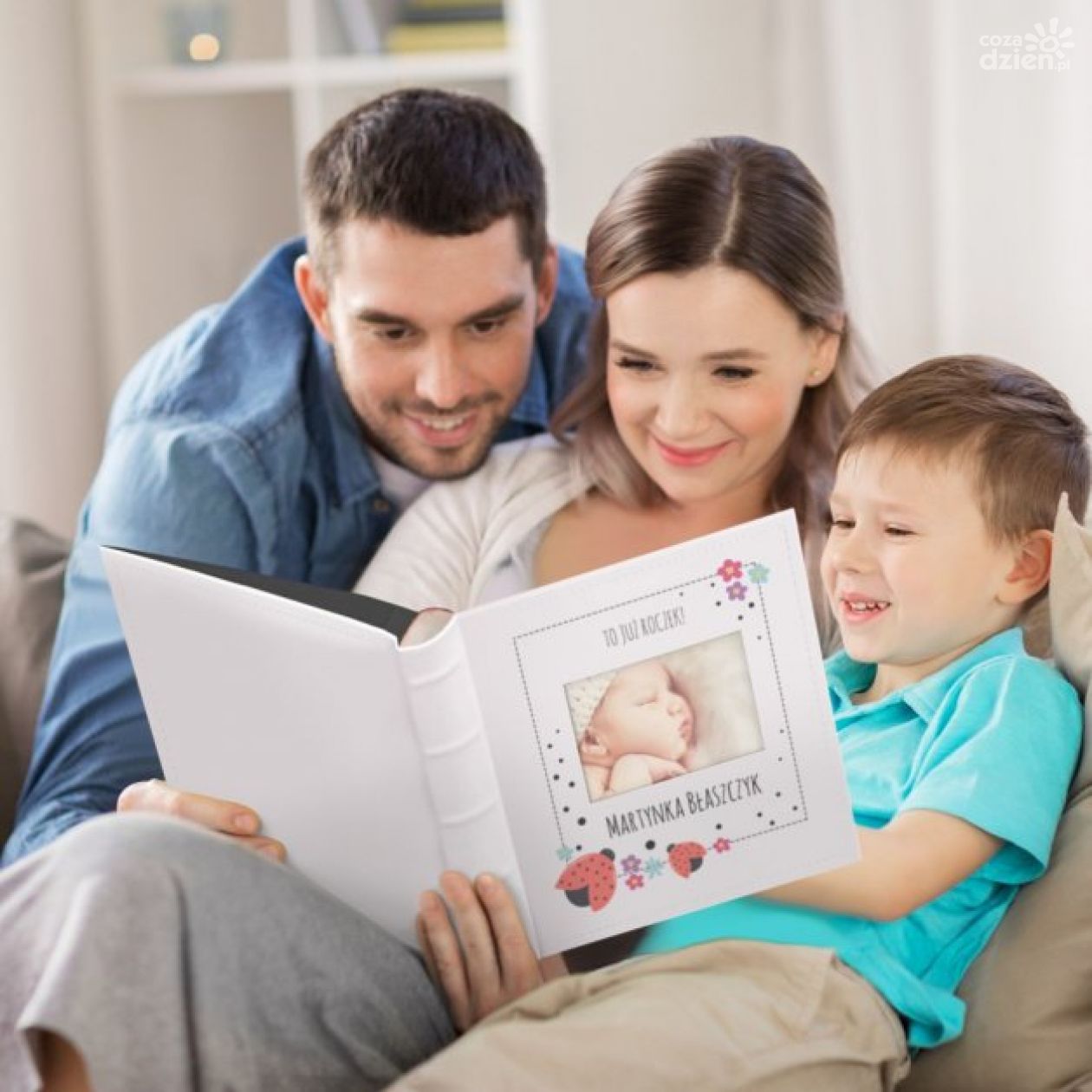 Co podarować rocznemu dziecku? Zobacz, jaki prezent na roczek jest aktualnie w modzie