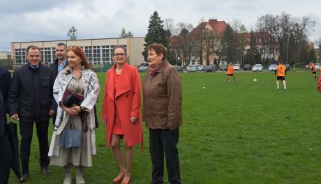 W Ostrowcu za 14 miesięcy powstanie stadion lekkoatletyczny 