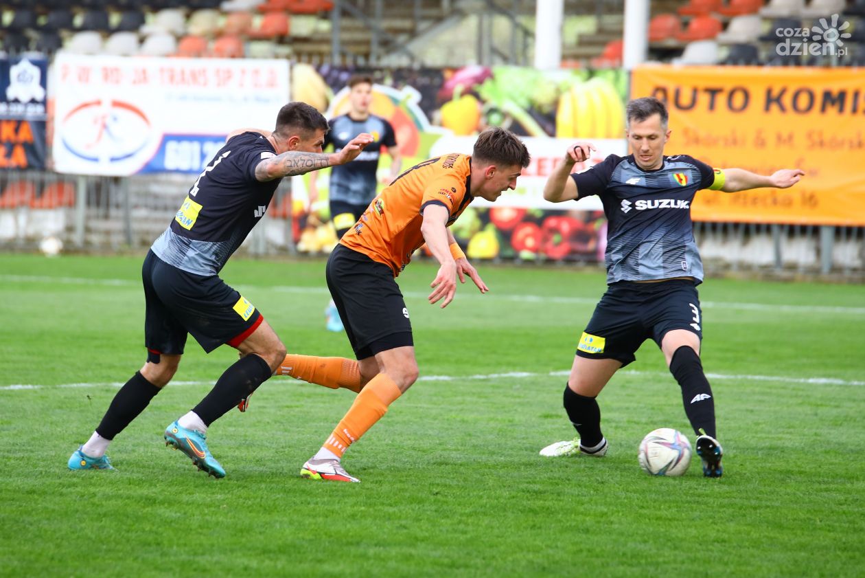 Trzy jedenastki Jakuba Burka - awans KSZO w Pucharze Polski