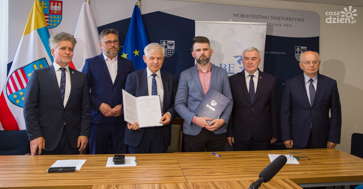Umowa na budowę obwodnicy Morawicy podpisana