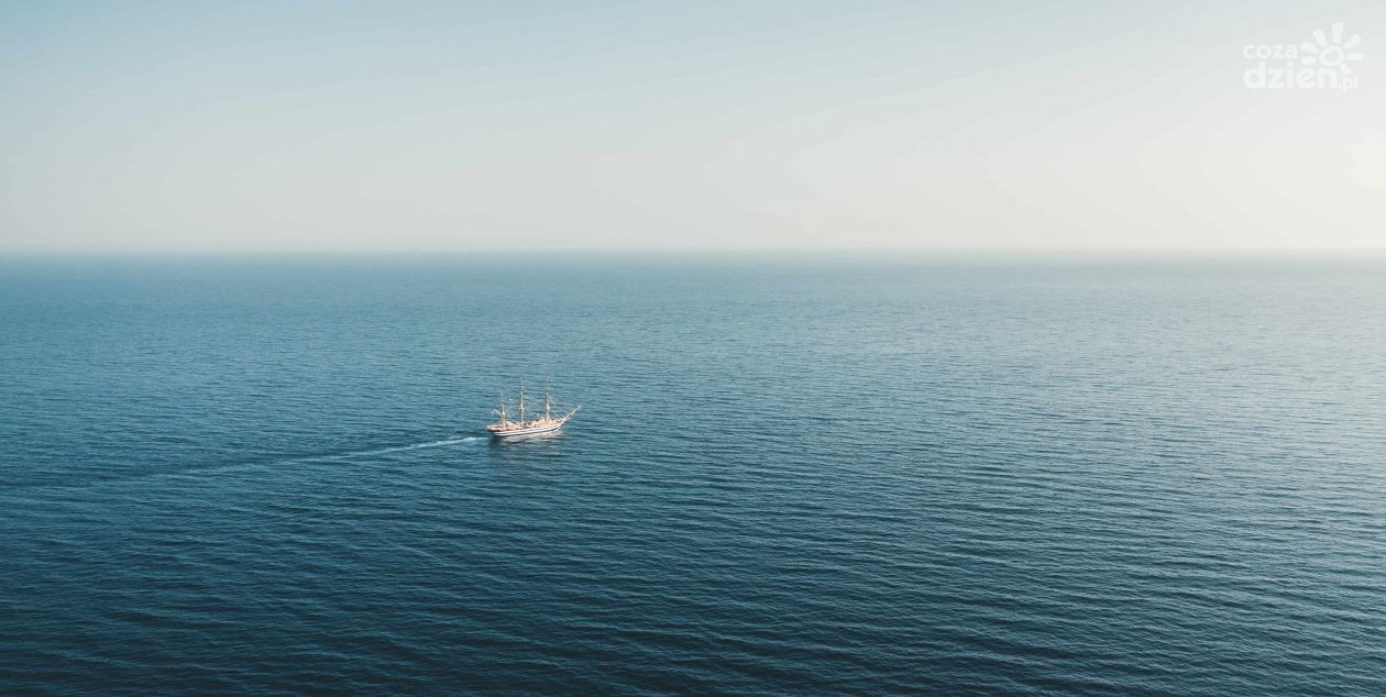 Czym charakteryzuje się transport morski?