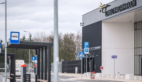 Shuttle busy pojadą z Kielc na lotnisko Warszawa-Radom
