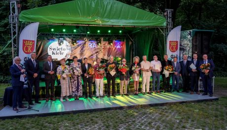 W Kielcach nagrodzono i wyróżniono ludzi kultury 