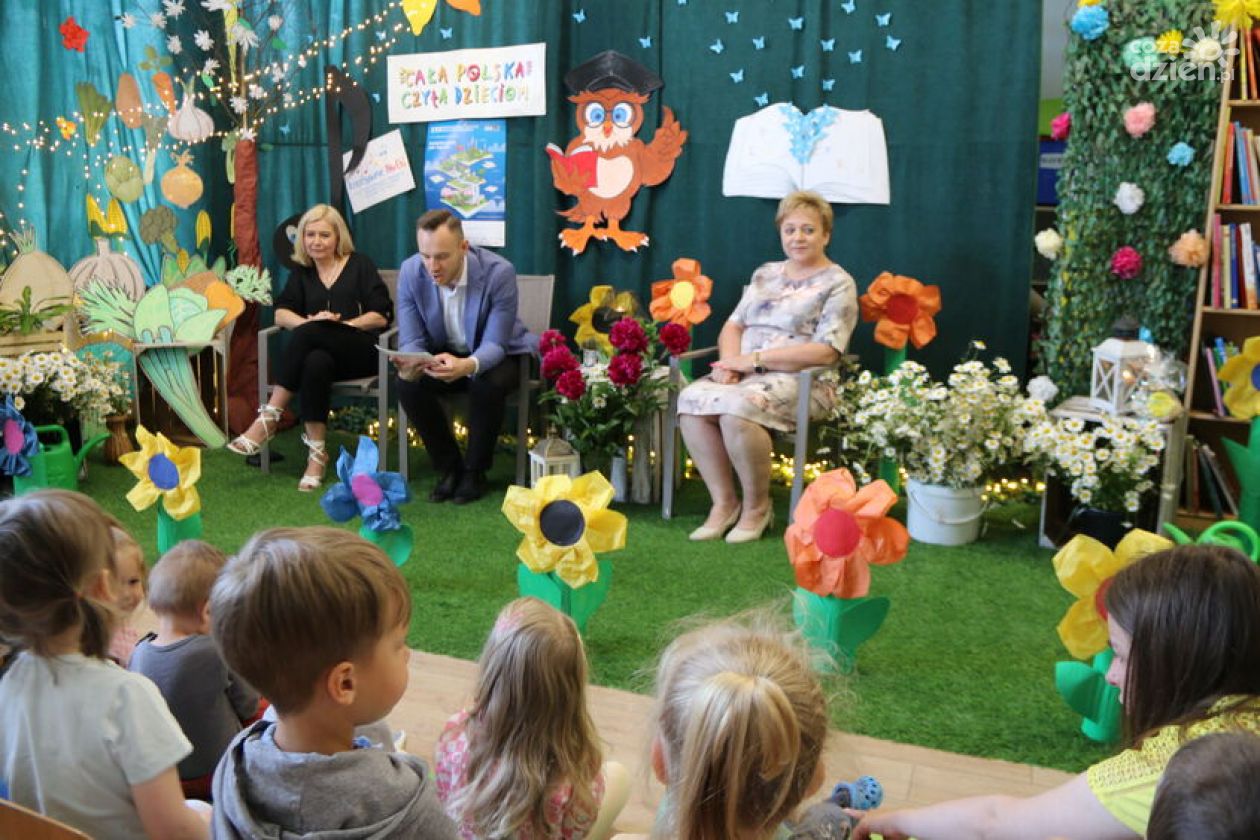 Starachowickie biblioteki z extra funduszami 
