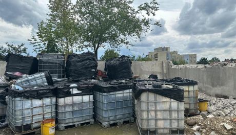 Nielegalne składowisko chemicznych odpadów w centrum Kielc