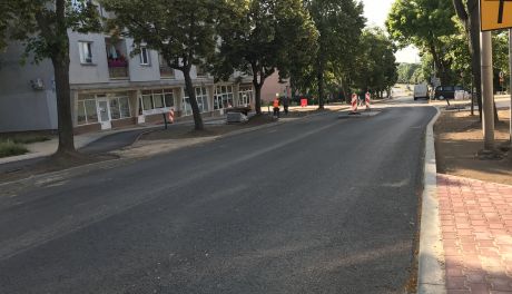 Półmetek ważnej drogowej inwestycji w Ostrowcu 