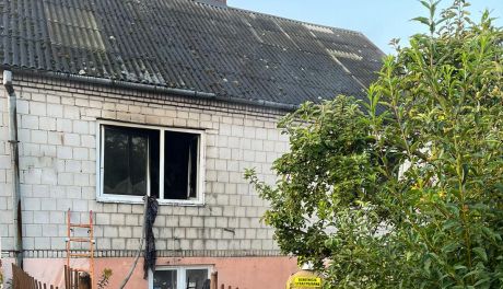 Kobieta zginęła w pożarze domu w Rykoszynie 