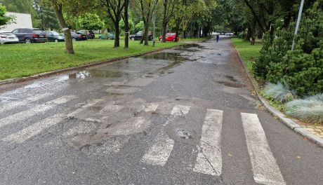 Sandomierski szpital z wyremontowanymi drogami wewnętrznymi  