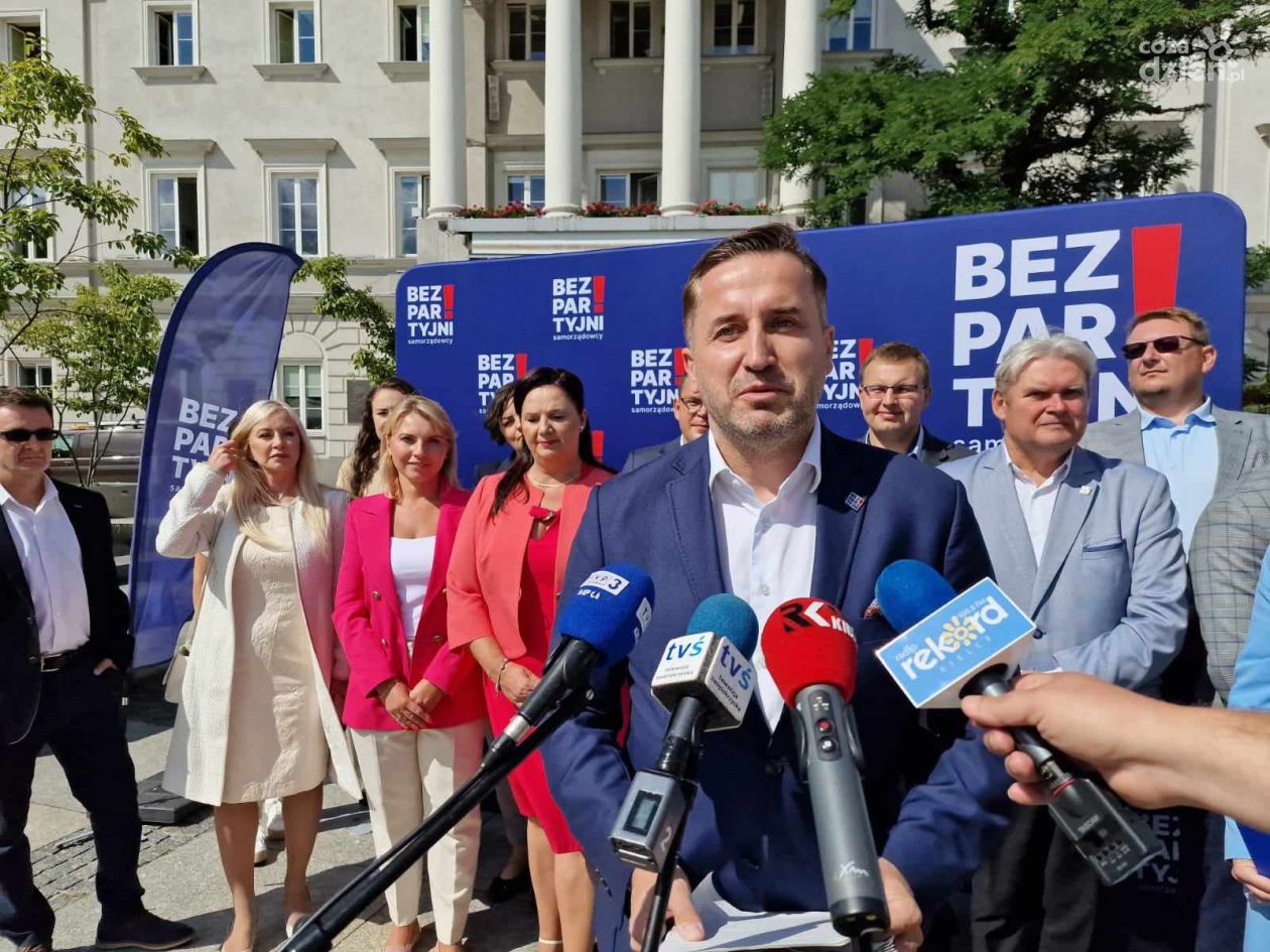 Bezpartyjni Samorządowcy zaprezentowali wszystkich kandydatów do Sejmu i Senatu w województwie świętokrzyskim