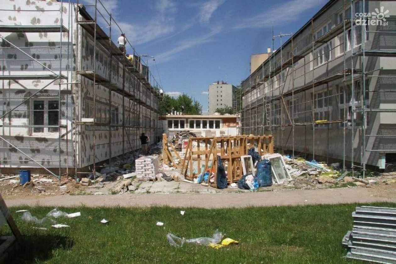Szkoła Podstawowa nr 4 na Dąbrowie i Przedszkole nr 21 będą wyremontowane