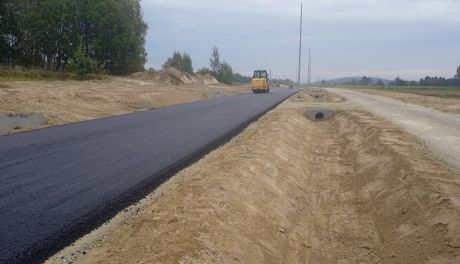 Zaawansowane prace przy budowie drogi "porąbczańskiej" w Bielinach
