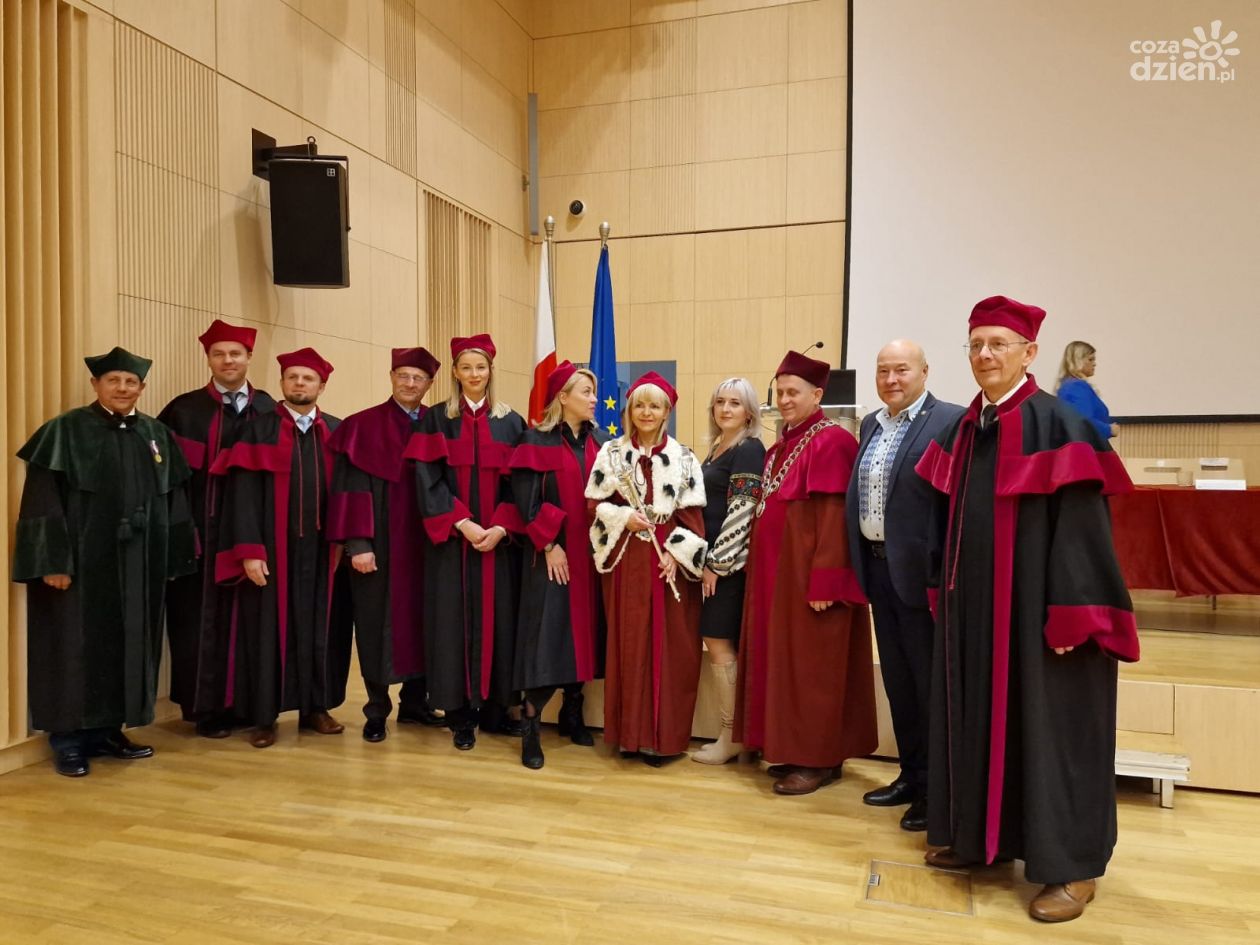Rozpoczęcie roku akademickiego 2023/2024 w Staropolskiej Akademii Nauk Stosowanych w Kielcach