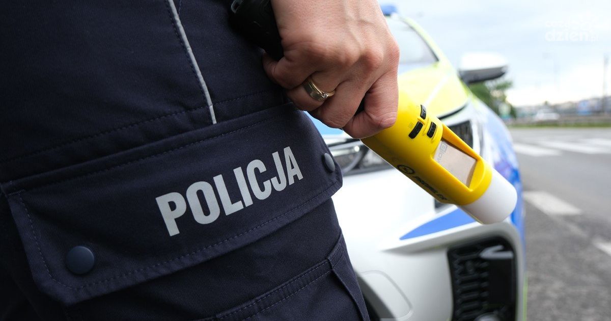 Nietrzeźwy kierowca z narkotykami zatrzymany w Kielcach. W pojeździe było dziecko