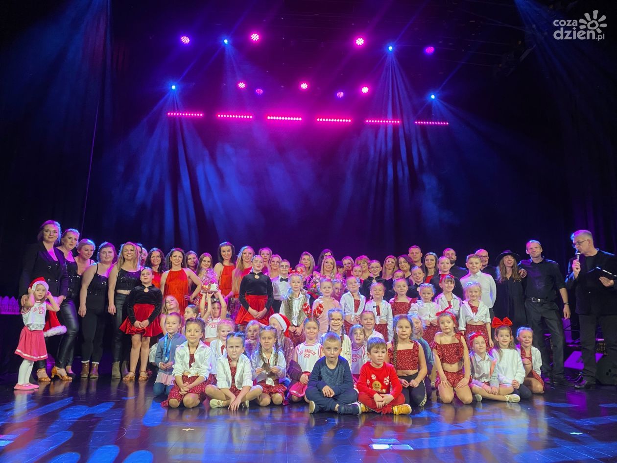 Wytańczyli pomoc zwierzętom. Pierwsze Taneczne Charytatywne Show przyciągnęło tłumy 